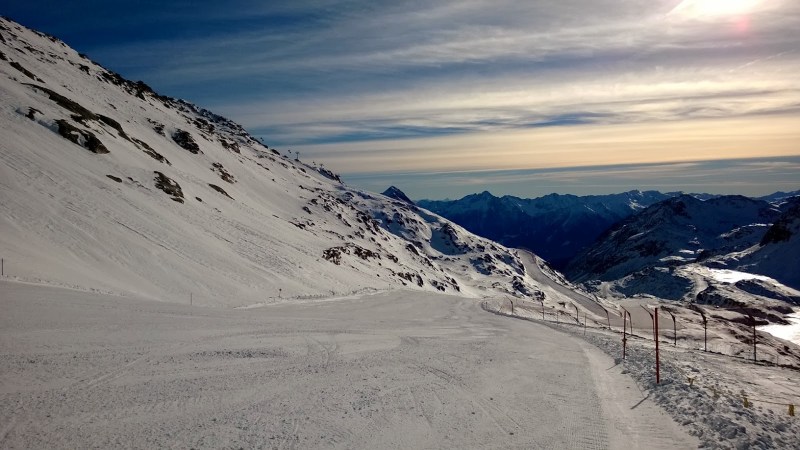 b3e25-wp_20131203_002